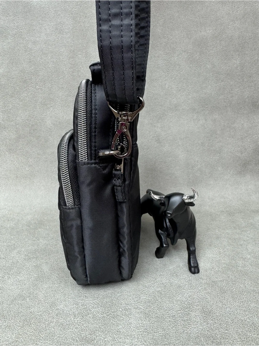lug Black Compact Crossbody Messenger Pouch